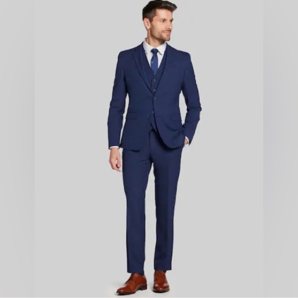 Mens or Teen Navy Suit with matching shirt.